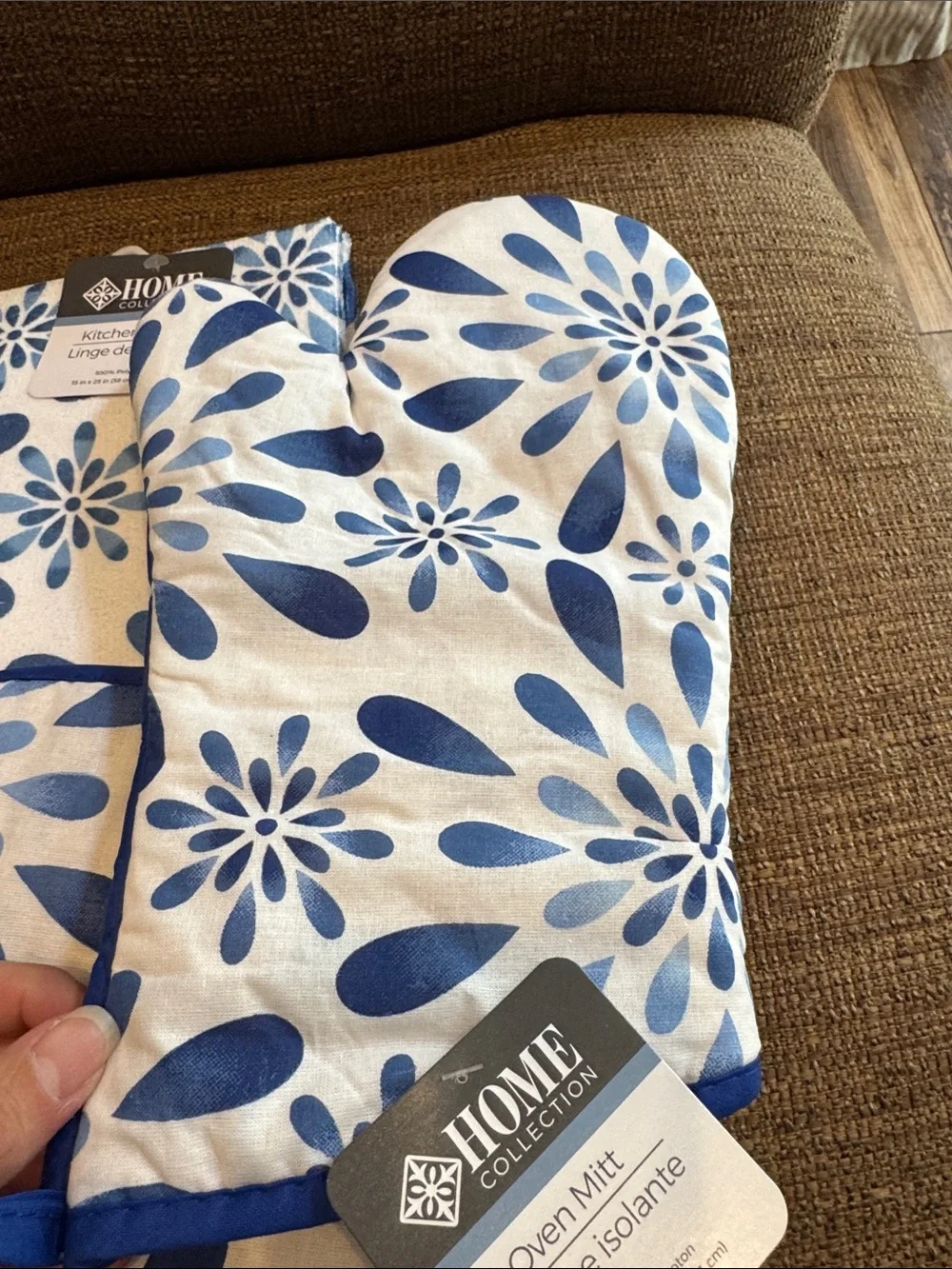 Home collection bundle kitchen towel 2 pot holders oven mitt NWT